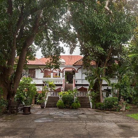 Villa Angela Heritage House Віган Екстер'єр фото
