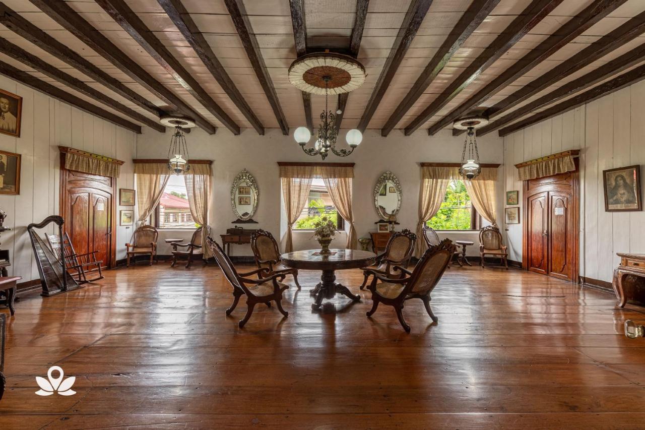 Villa Angela Heritage House Віган Екстер'єр фото