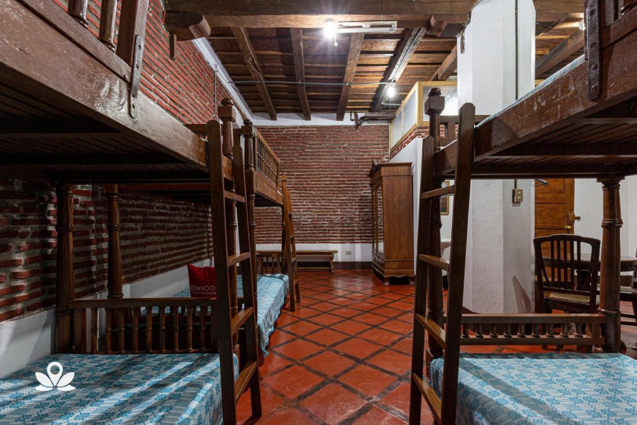 Villa Angela Heritage House Віган Екстер'єр фото